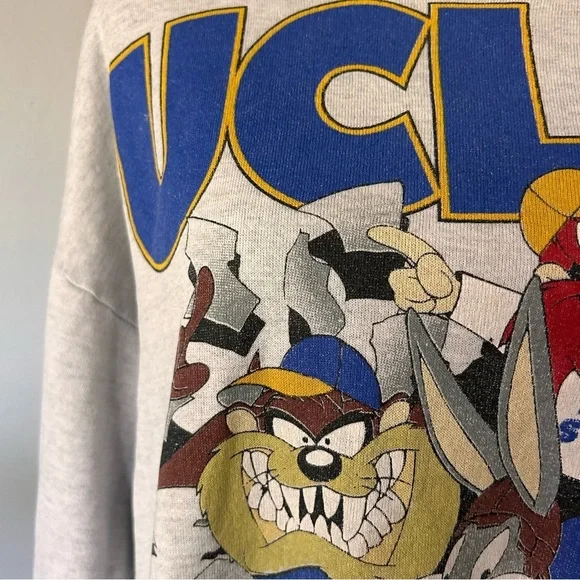 VTG TSI UCLA x Looney Tunes Sweatshirt Sz XL - Picture 4 of 9